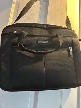 Samsonite Black Men's Laptop Briefcase Messenger Bag